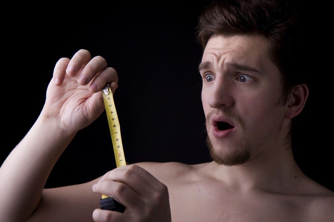 A man grew his penis with soda compresses